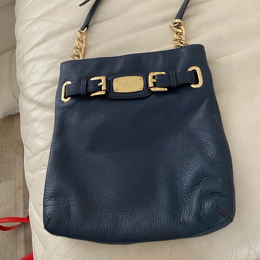 Michael kors crossbody leather bag
